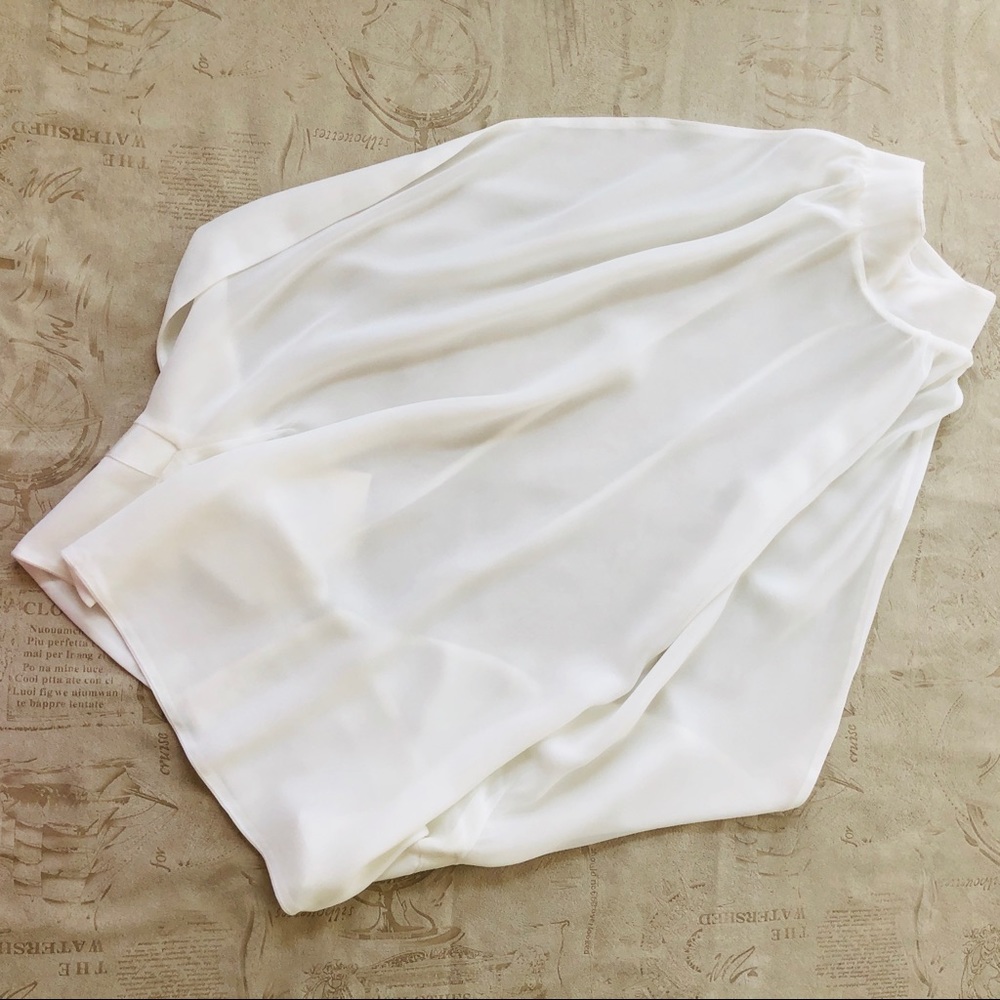 - H&M Studio Top - Picture 3 of 5